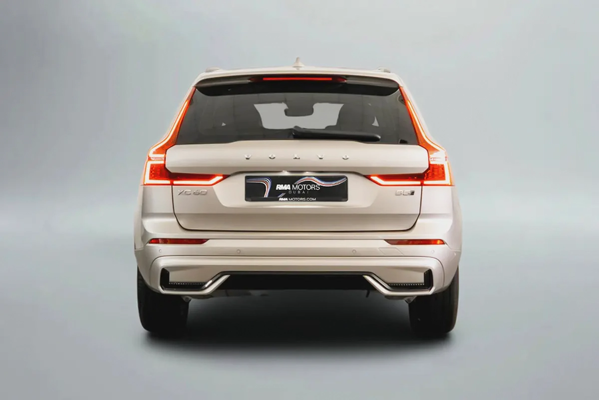 AED 3,832 / 60 months | 0% DP | 2026 Volvo XC60 B5 Ultra Dark / Full Service History / Volvo Warrant-3-3