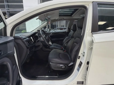 JAC JS3 Luxury 2023 GCC Specs - Low Mileage - original paint-7