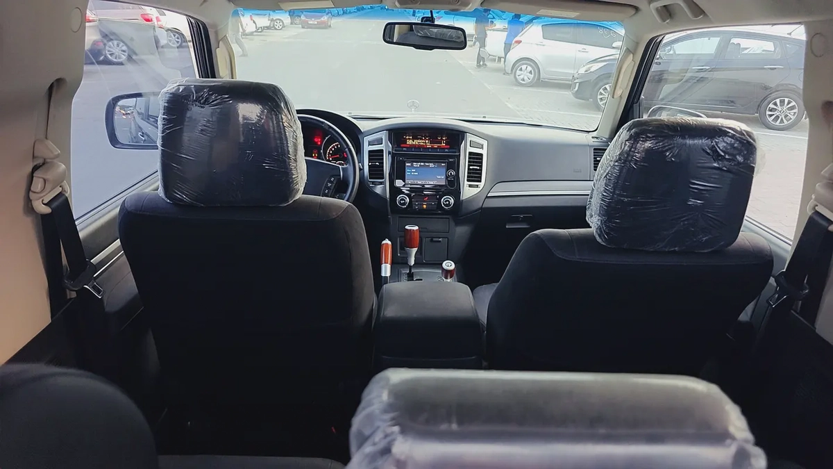 Mitsubishi Pajero Sport GLX 2016 GCC Specs-13-13