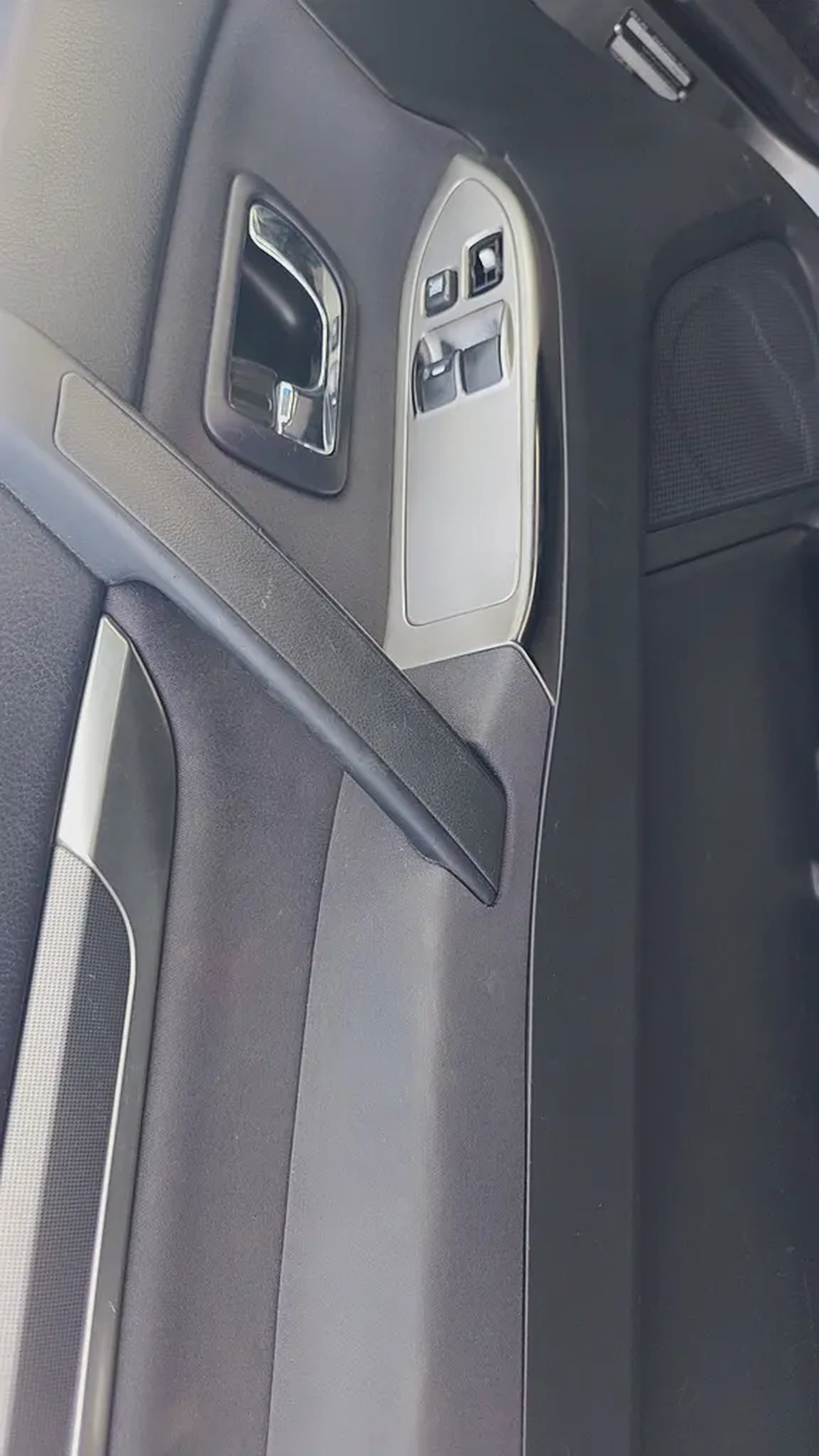 Mitsubishi Pajero Sport GLX 2016 GCC Specs-16-16