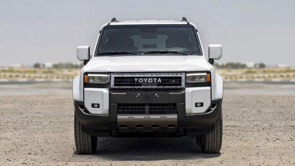 Toyota Prado GXR (LHD) TOYOTA PRADO 250 TXL 2.7P AT LIMITED MY2024 – WHITE-9-0
