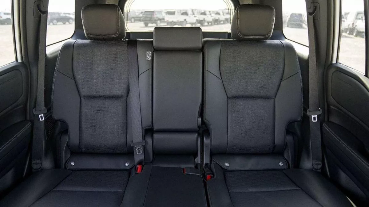 Toyota Prado GXR (LHD) TOYOTA PRADO 250 TXL 2.7P AT LIMITED MY2024 – WHITE-18-0