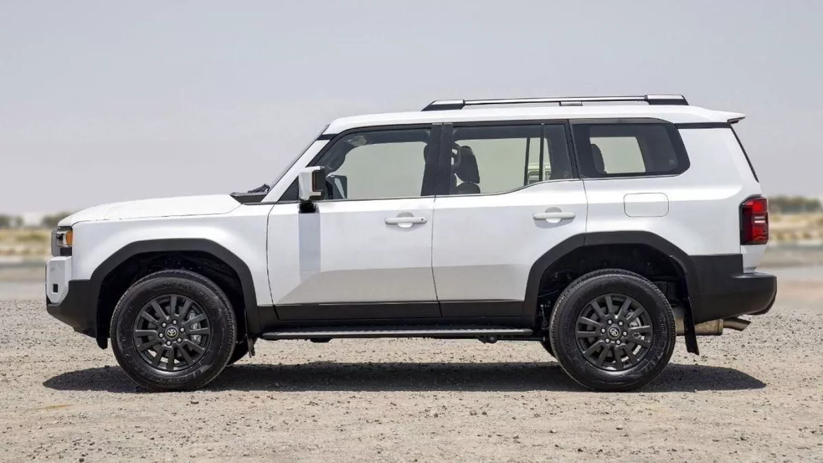 Toyota Prado GXR (LHD) TOYOTA PRADO 250 TXL 2.7P AT LIMITED MY2024 – WHITE-5-0