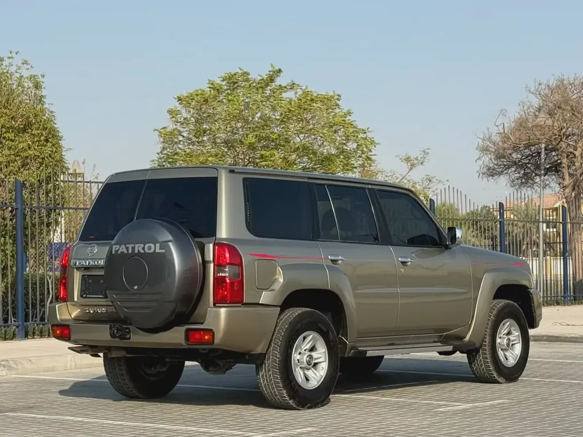 2018-Nissan Patrol Safari-Excellent Condition-Bank Finance Available-10-10