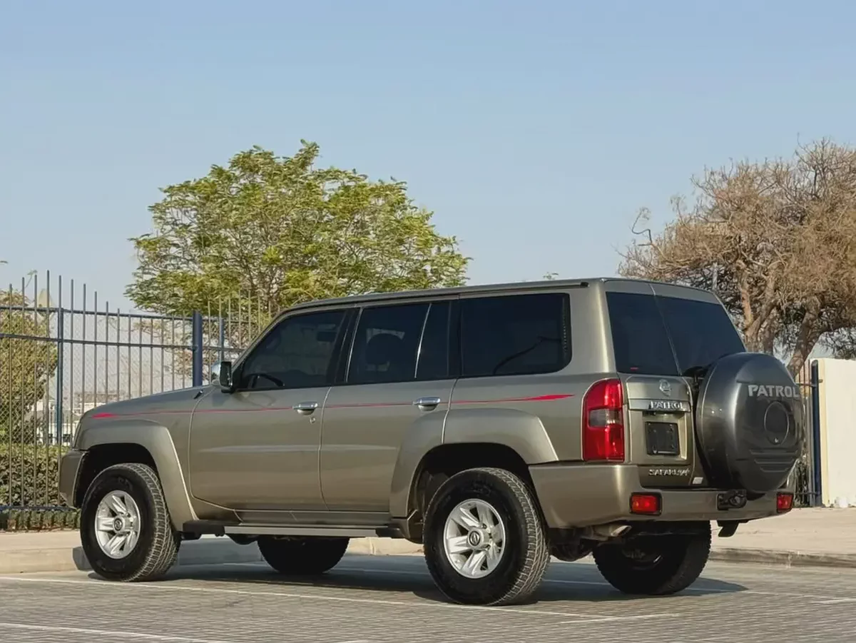 2018-Nissan Patrol Safari-Excellent Condition-Bank Finance Available-6-6