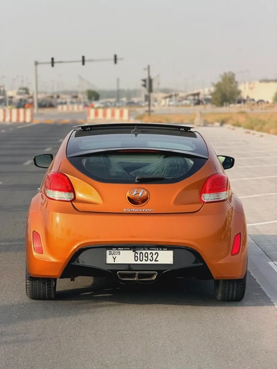 Hyundai Veloster Premium 2015 | GCC | Well Maintained-4