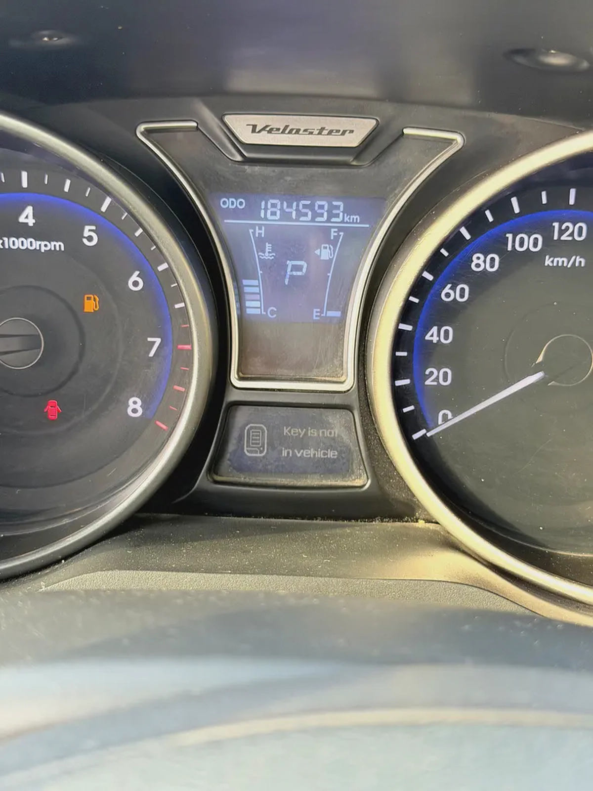 Hyundai Veloster Premium 2015 | GCC | Well Maintained-11-11