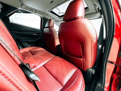 Massive Price Drop!!! // AED 1,090 // 20%DP// 2023 Mazda CX-30 2.0L V4-4