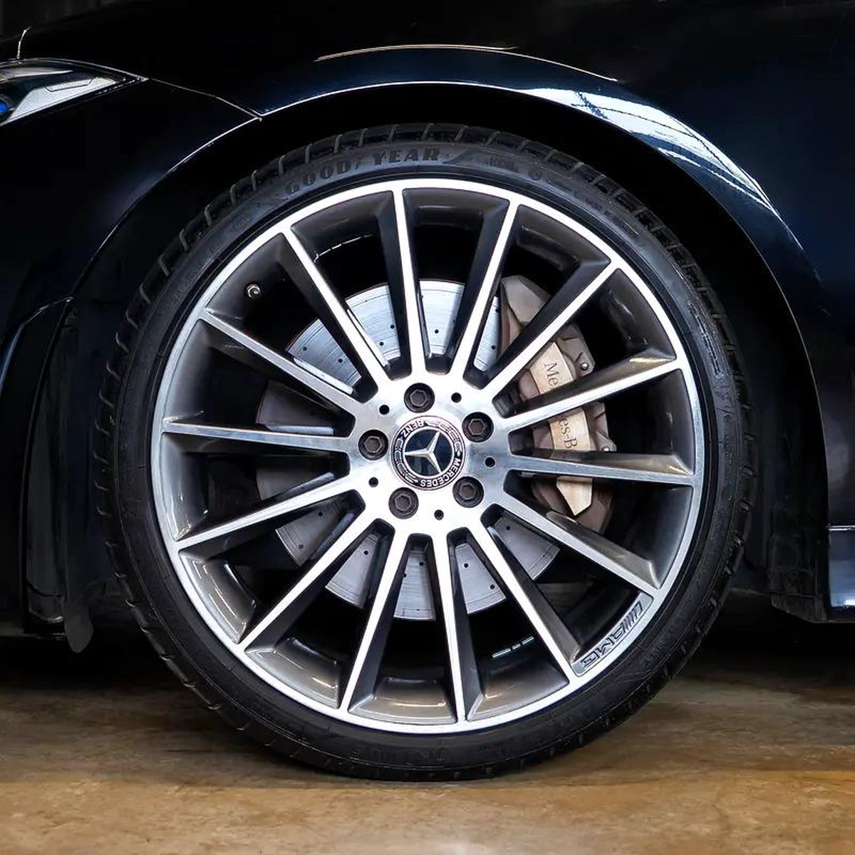 AED 2,107 P.M • 0% Downpayment • Mercedes-Benz CLS 350 Premium • 1 Year Warranty-10-10