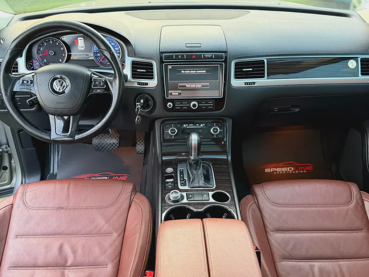 Volkswagen Touareg 2016 GCC Specs - Excellent Condition-11-11