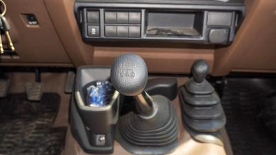 Toyota Land Cruiser Pick Up-10