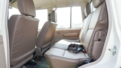 Toyota Land Cruiser Pick Up-16