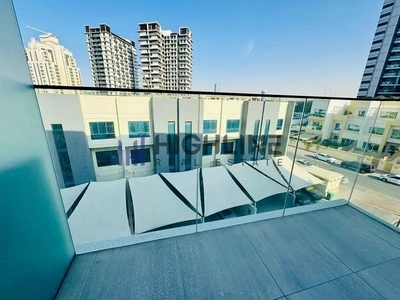 Community View | Fully Furnished | Vacant-8