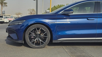 BYD HAN Platinum (Blue 40k)-3