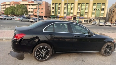 Mercedes-Benz c300 Model 2021 4 matic 72000km  low mileage, accident free-2