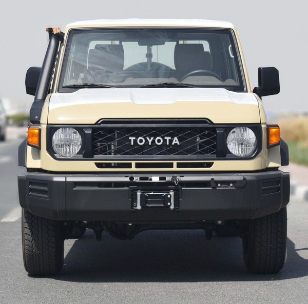 Toyota Land Cruiser Pickup 70