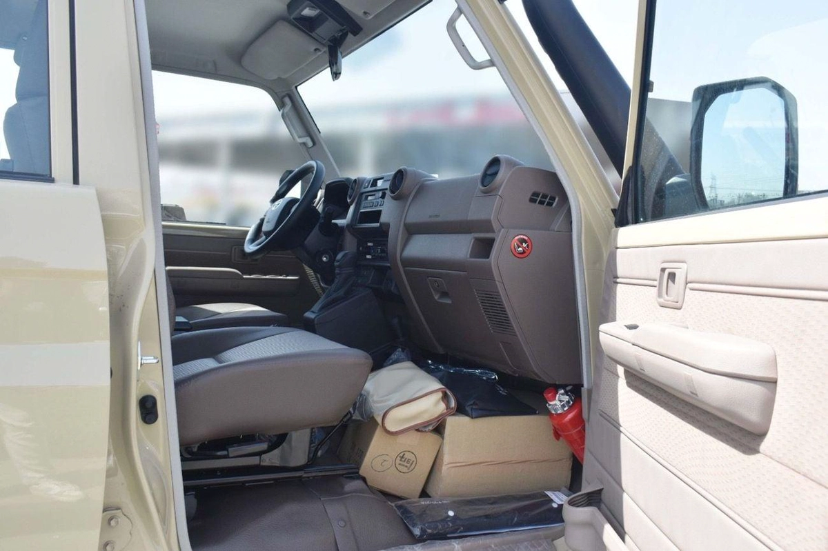 Toyota Land Cruiser Pickup 70-9-9