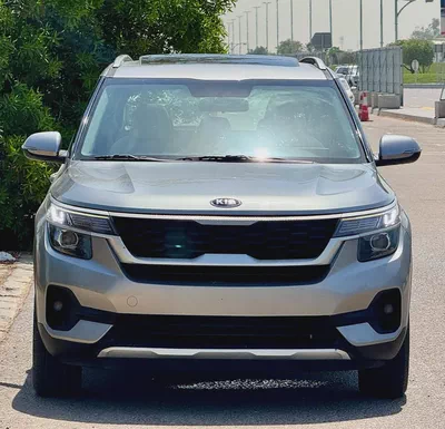 740-Monthly l GCC l Sunroof, Full Option I Accident Free-2