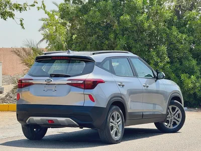 740-Monthly l GCC l Sunroof, Full Option I Accident Free-3