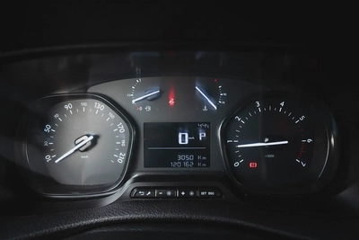 Peugeot Expert | Delivery Van | Automatic | GCC Specs | Ref#P11585-10