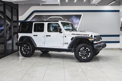 2025 Jeep Wrangler Rubicon V4-0
