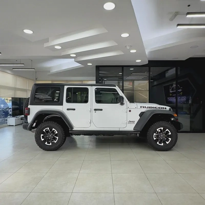 2025 Jeep Wrangler Rubicon V4-2