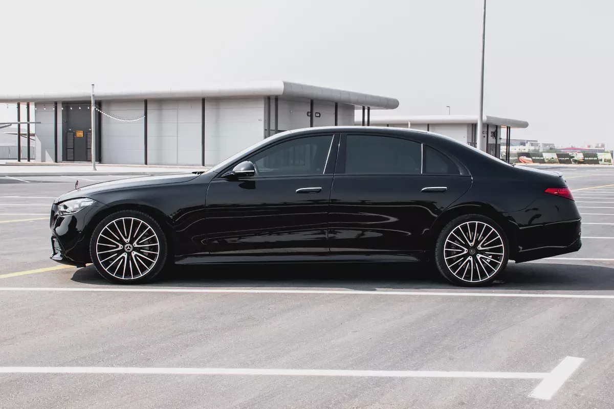 2022 Mercedes-Benz S 580 4MATIC V8 | GCC | Excellent Condition-4-4