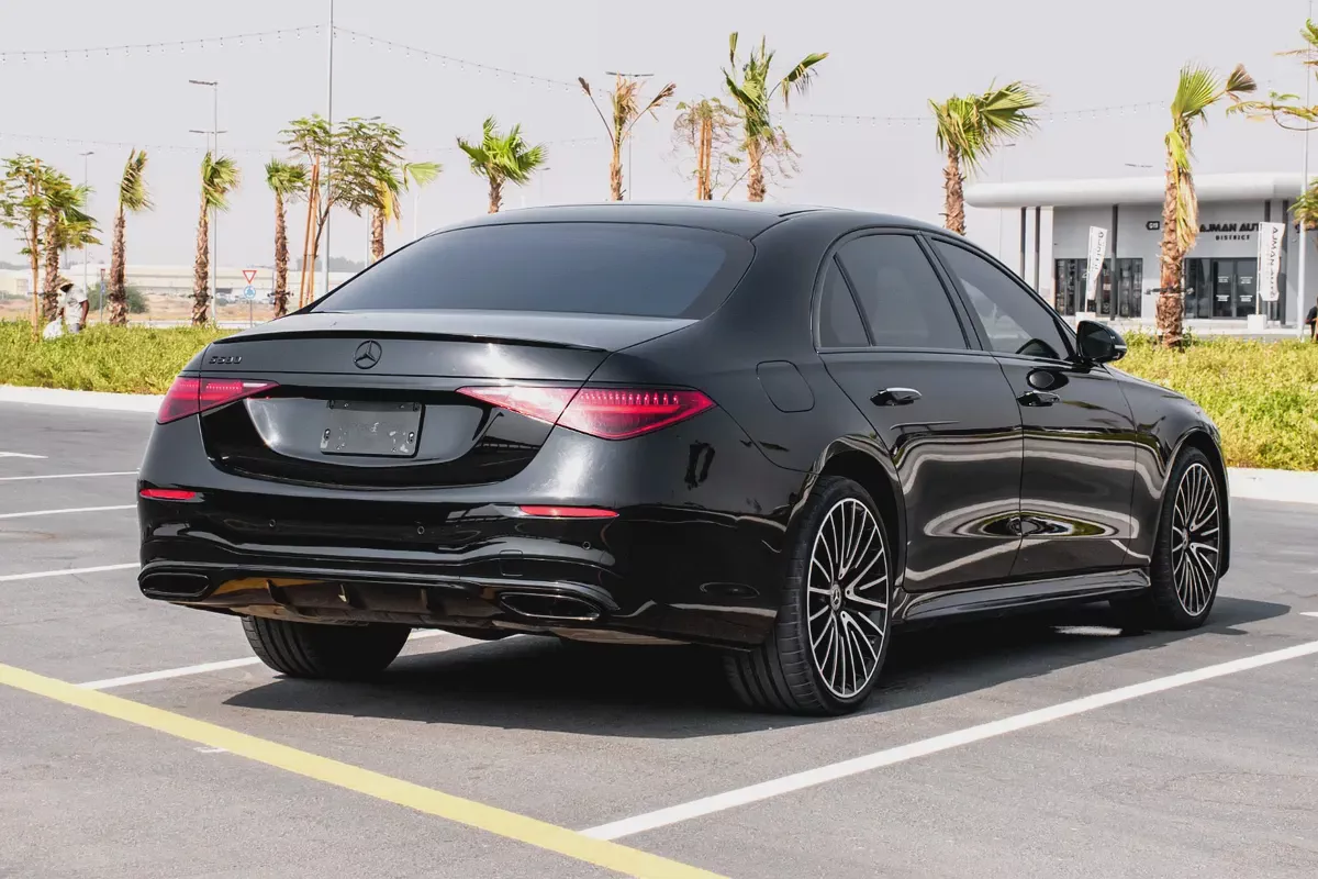 2022 Mercedes-Benz S 580 4MATIC V8 | GCC | Excellent Condition-5-5