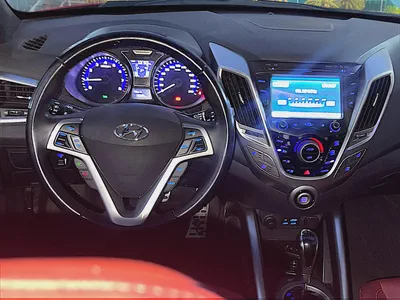 HYUNDAI | VELOSTER | GLS | 1.6L |2016 |GCC | EXCELLENT CONDITION-10