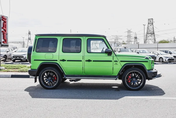2022 - BENZ G63 AMG MAGNO HERO - SUPER CLEAN - LIKE NEW - ONLY 36,000 KM