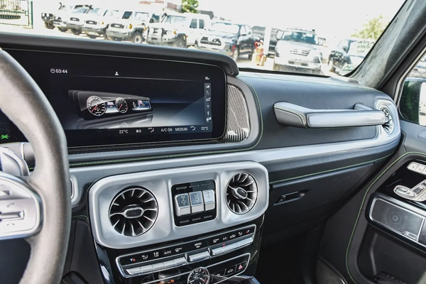 2022 - BENZ G63 AMG MAGNO HERO - SUPER CLEAN - LIKE NEW - ONLY 36,000 KM