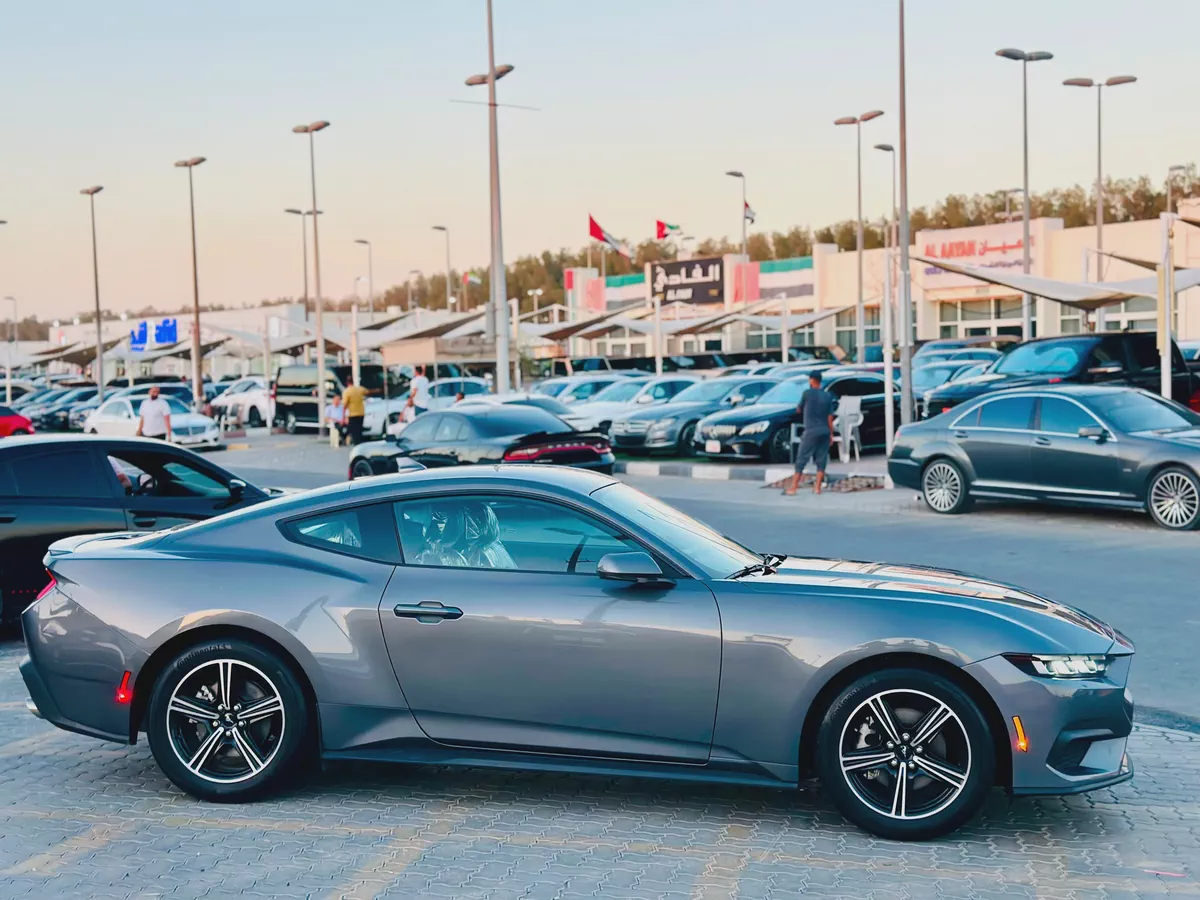 2024 Ford Mustang Ecoboost-8-8