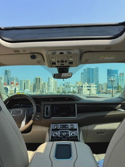 GMC Yukon Denali 2021 GCC Specs Full Option-11