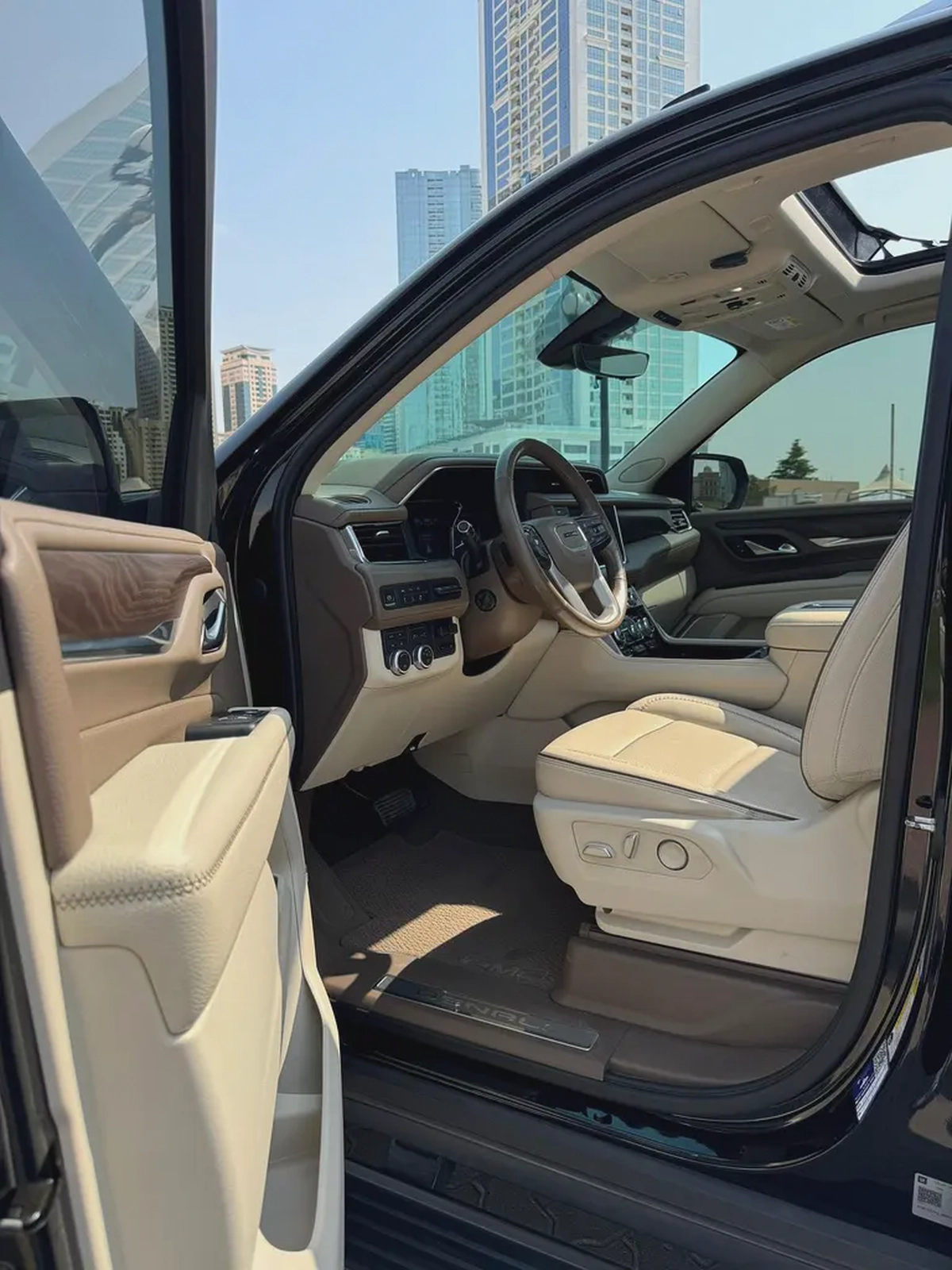 GMC Yukon Denali 2021 GCC Specs Full Option