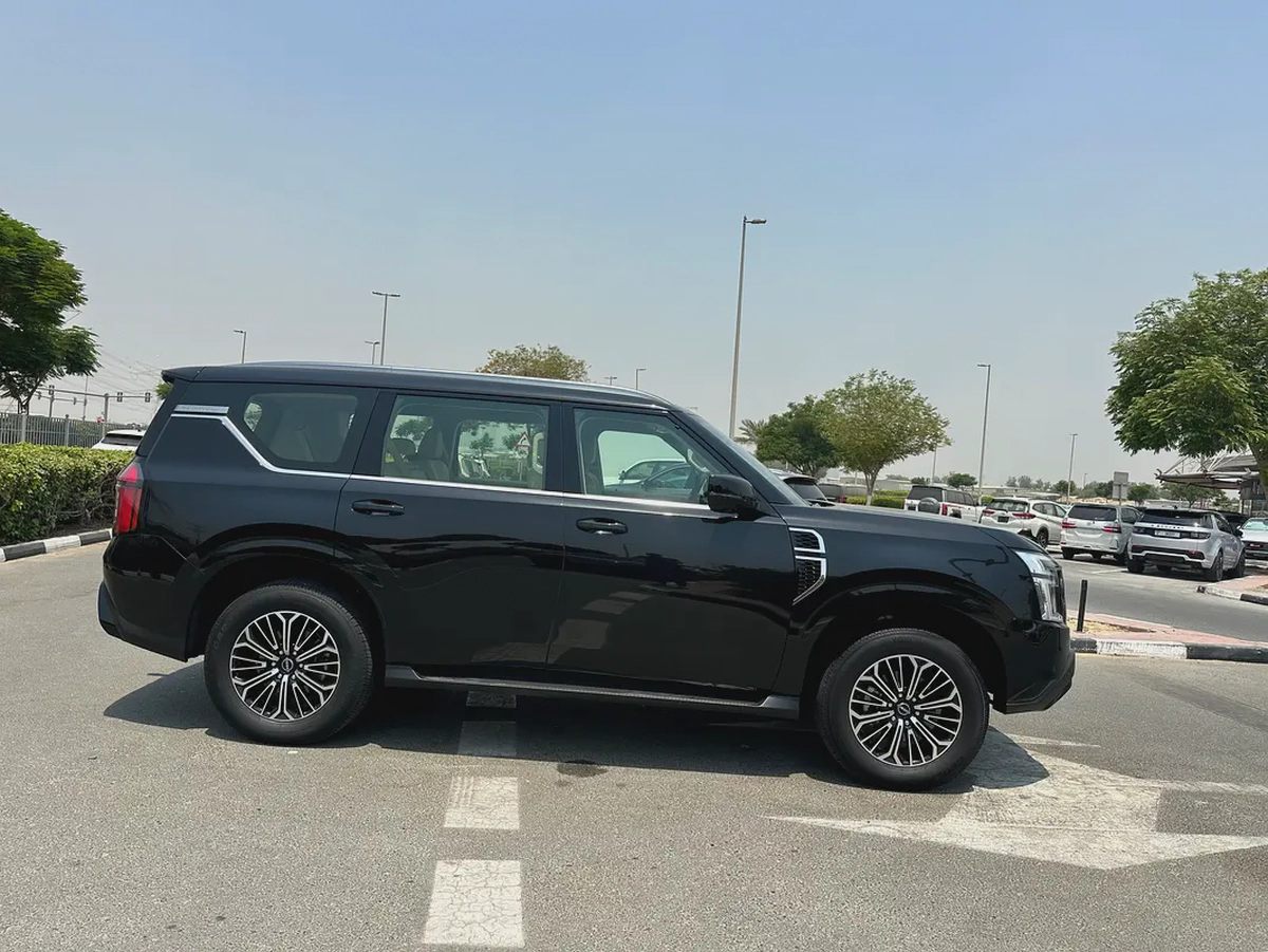Brand New 2026 Nissan Patrol SE-2-2