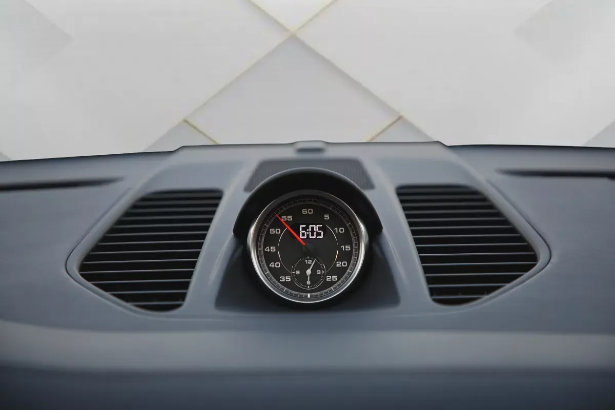 PORSCHE CARERRA 911 TURBO S - 2018 - FULLY SERVICED BY AL NABOODAH -  - FULLY LOADED-13-13
