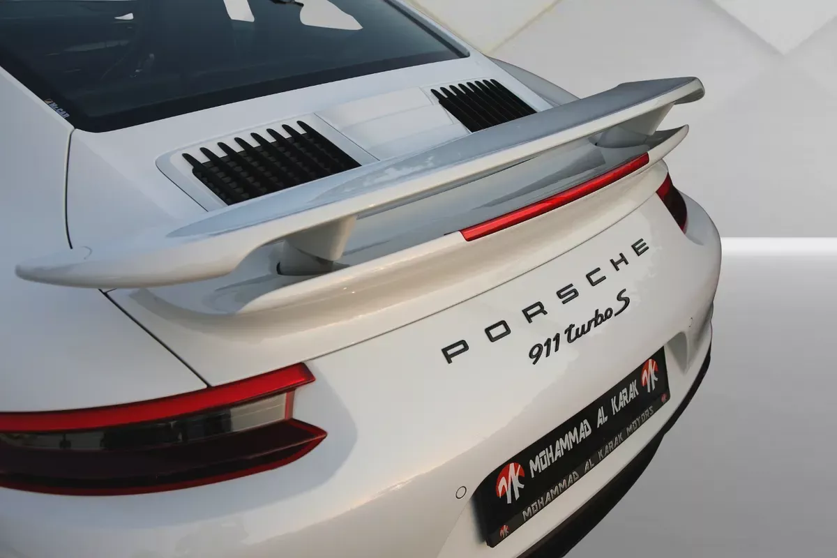 PORSCHE CARERRA 911 TURBO S - 2018 - FULLY SERVICED BY AL NABOODAH -  - FULLY LOADED-19-19