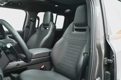2025 LAND ROVER DEFENDER OCTA EDITION ONE-13