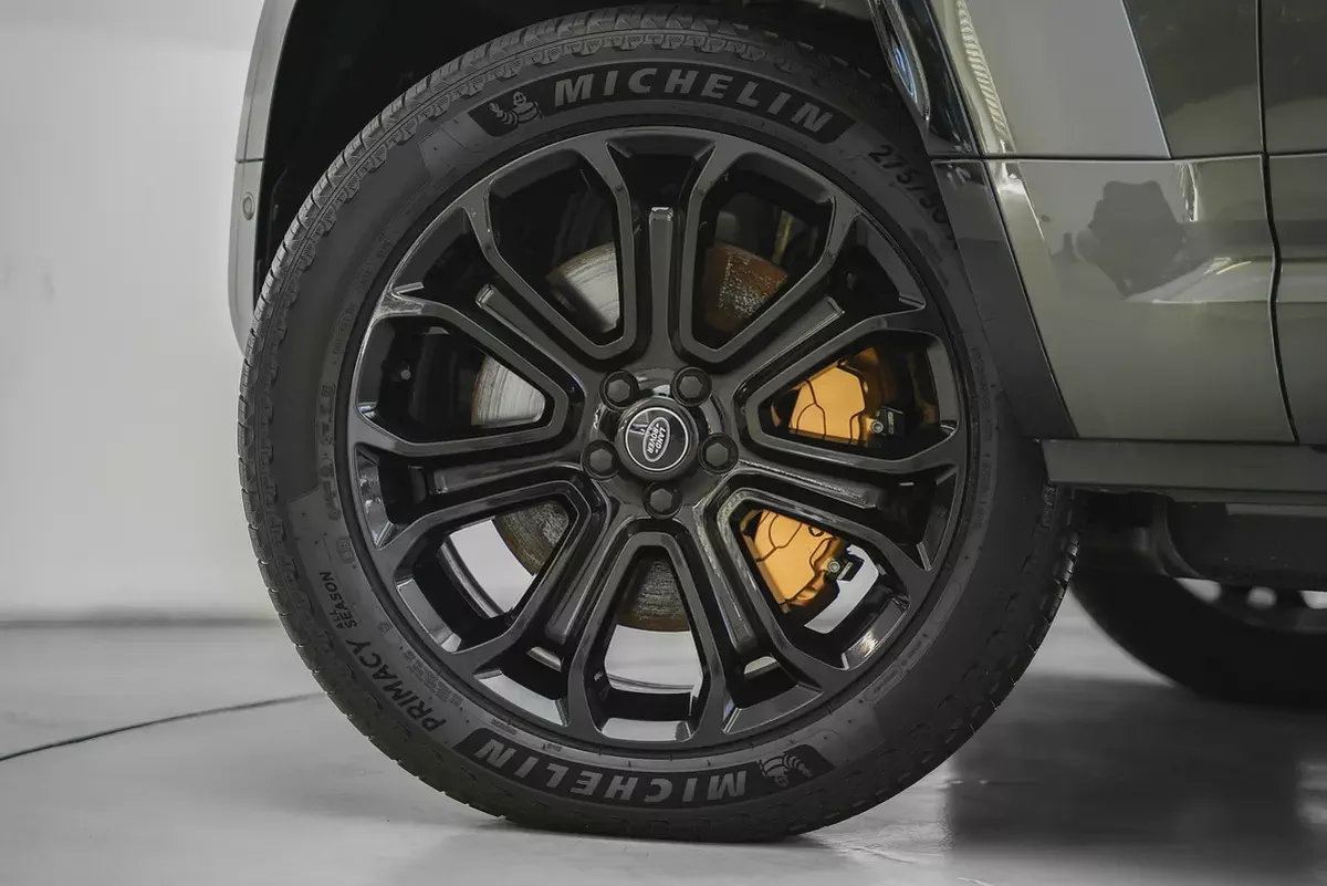 2025 LAND ROVER DEFENDER OCTA EDITION ONE-10-10