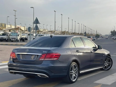 Mercedes E300 GCC full option accident free excellent condition-7
