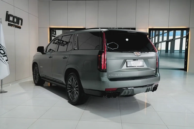 2023 Cadillac Escalade V | GCC Specs | Supercharged V8-15