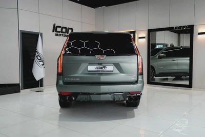 2023 Cadillac Escalade V | GCC Specs | Supercharged V8-16
