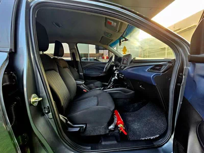 Suzuki Baleno GL BALENO / GCC V4 /  ORIGINAL PAINT  / 2 KEYS / LOW MILEAGE-13