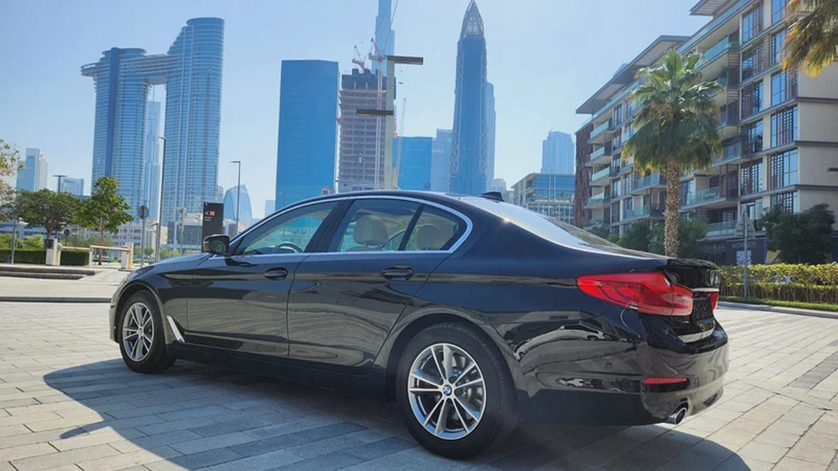 2019 BMW 520 full option ||NO ACCIDENT  || FULL AGENCY SERVICE || full option-4-4