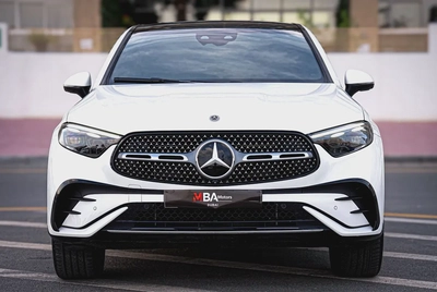 2025 Mercedes-Benz GLC 300 Coupe | 8,000 KMS-3