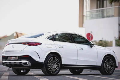 2025 Mercedes-Benz GLC 300 Coupe | 8,000 KMS-4