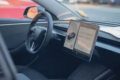 TESLA MODEL 3 2024TESLA-9