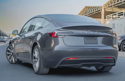 TESLA MODEL 3 2024TESLA-2