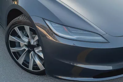 TESLA MODEL 3 2024TESLA-5