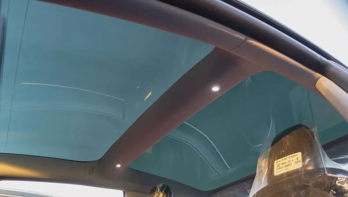 TESLA MODEL 3 2024TESLA-10-10